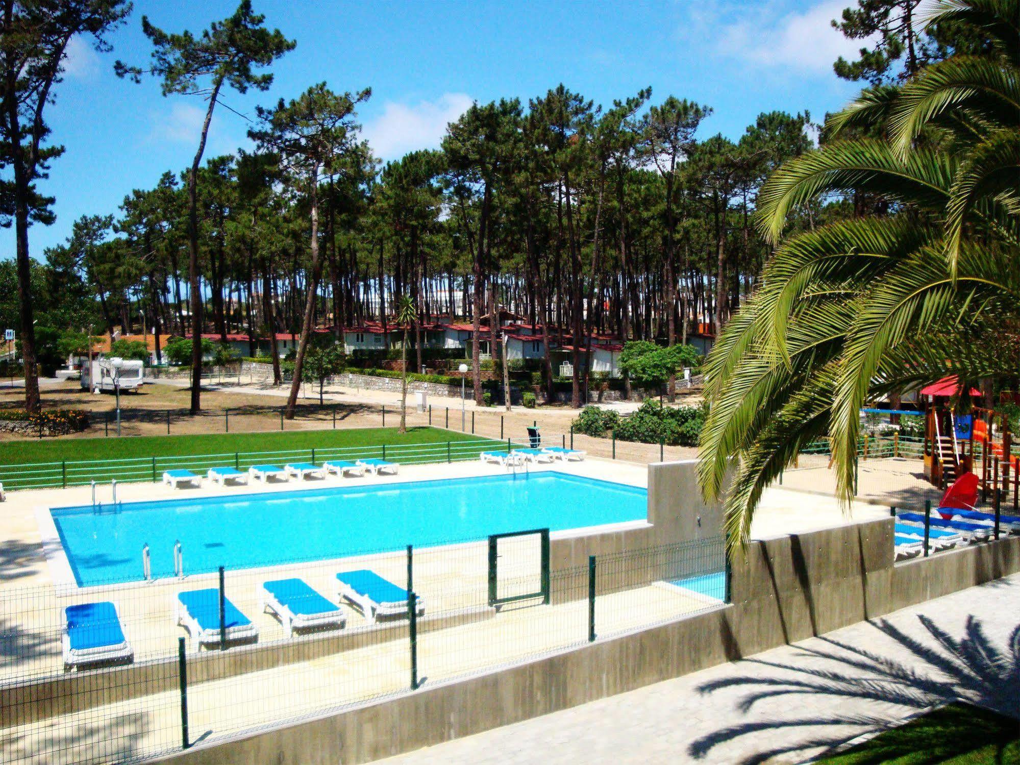 Orbitur Valado Bungalows Caravan Park Hotel Nazaré Zewnętrze zdjęcie