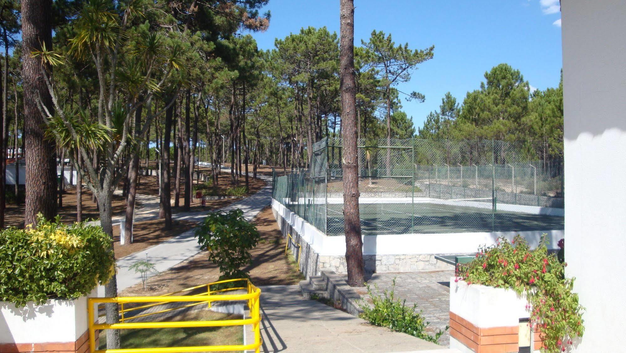 Orbitur Valado Bungalows Caravan Park Hotel Nazaré Zewnętrze zdjęcie